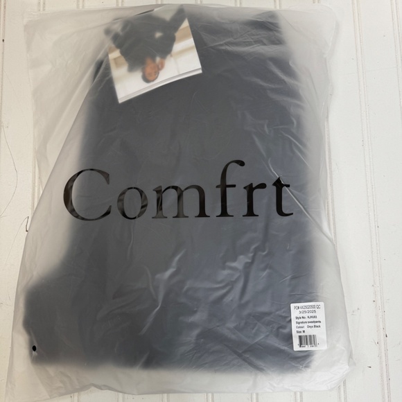 NEW Comfrt Signature Sweatpants Onyx Black Unisex - Picture 4 of 5